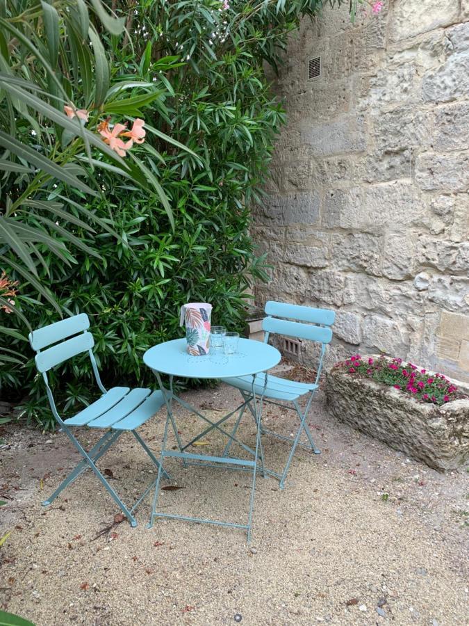Gite De La Tour Des Abbes 方特维雷 外观 照片
